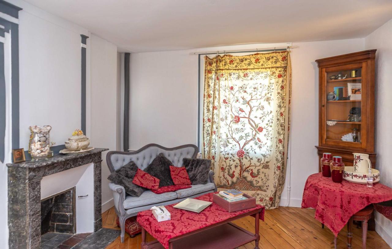 Chambre D'Hotes Les Jardins De Marie, Sci Charles III Bernay  Eksteriør billede