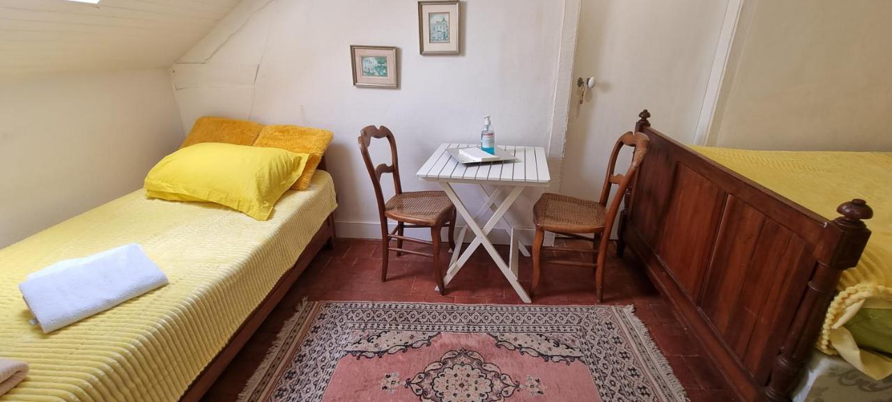 Chambre D'Hotes Les Jardins De Marie, Sci Charles III Bernay  Eksteriør billede