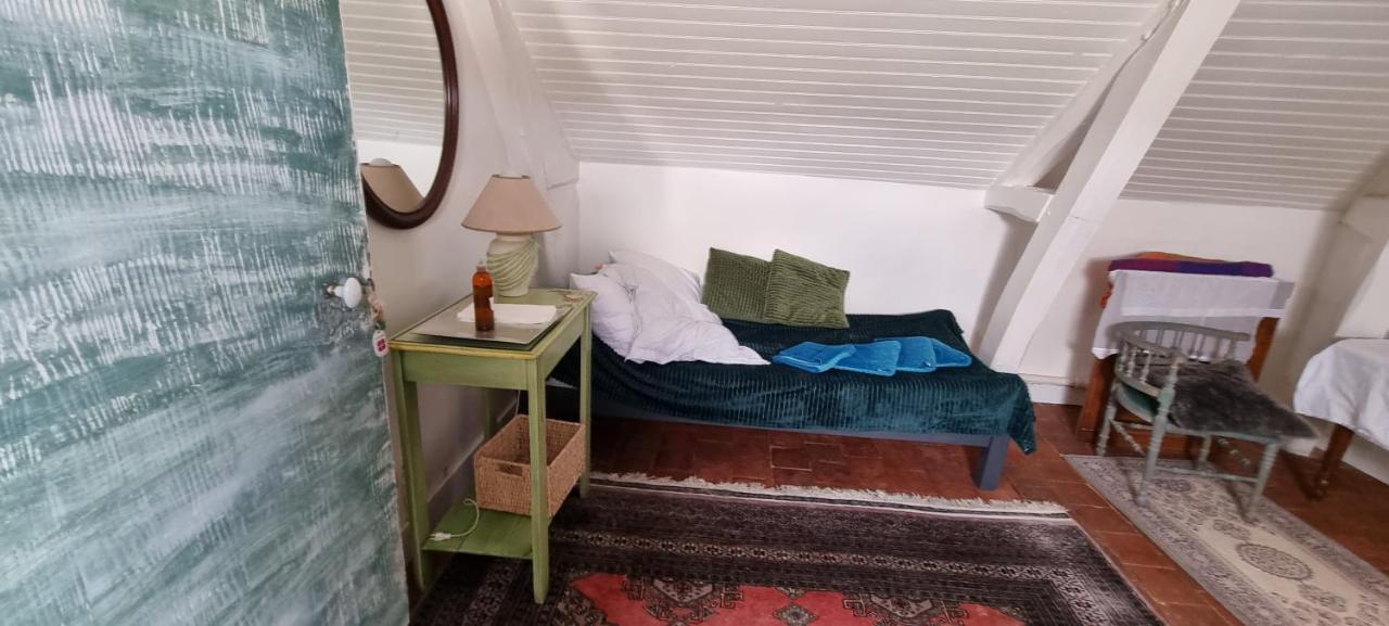 Chambre D'Hotes Les Jardins De Marie, Sci Charles III Bernay  Eksteriør billede